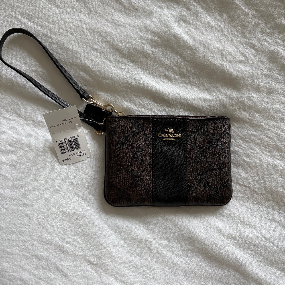 NWT Coach Wristlet